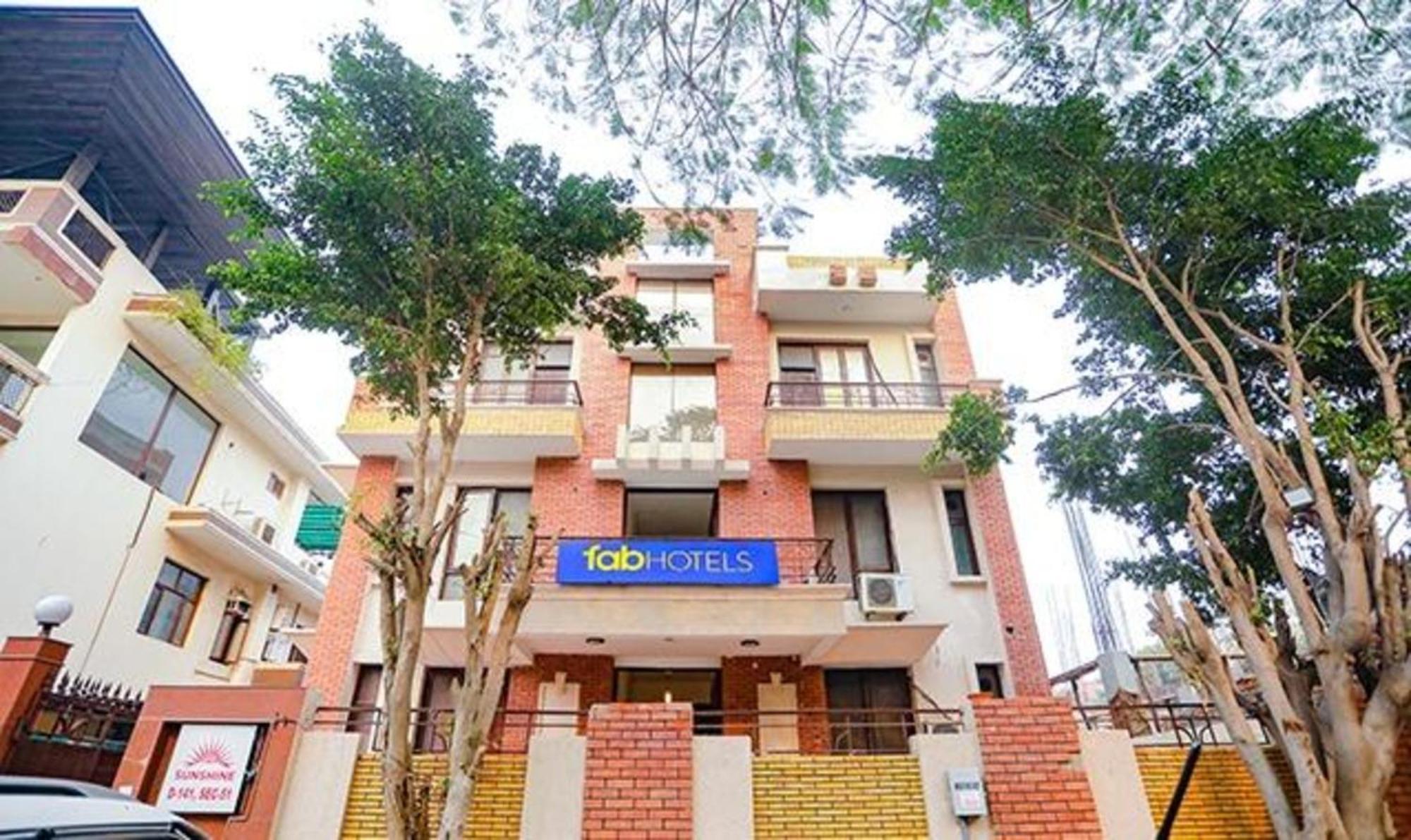 Hotel Fabexpress Ap International Noida Zewnętrze zdjęcie